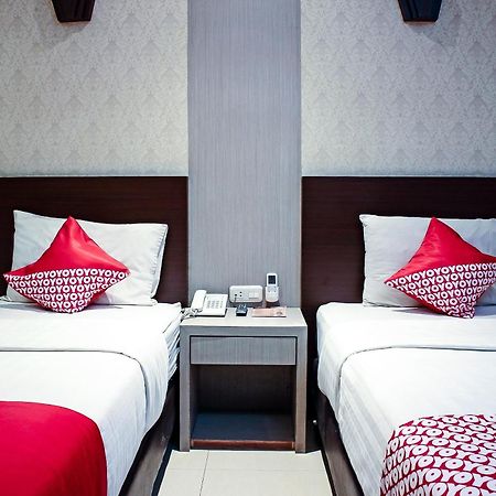 Oyo 1009 Hotel Bumi Malaya Medan Ngoại thất bức ảnh