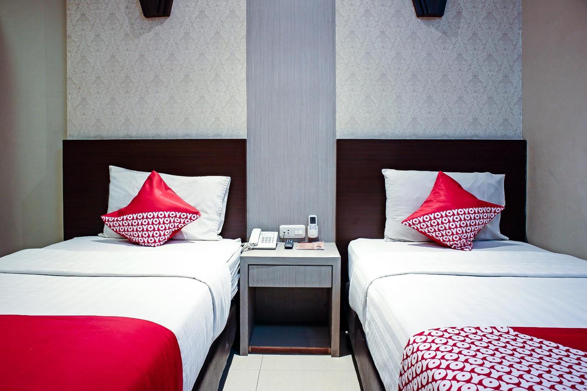 Oyo 1009 Hotel Bumi Malaya Medan Ngoại thất bức ảnh