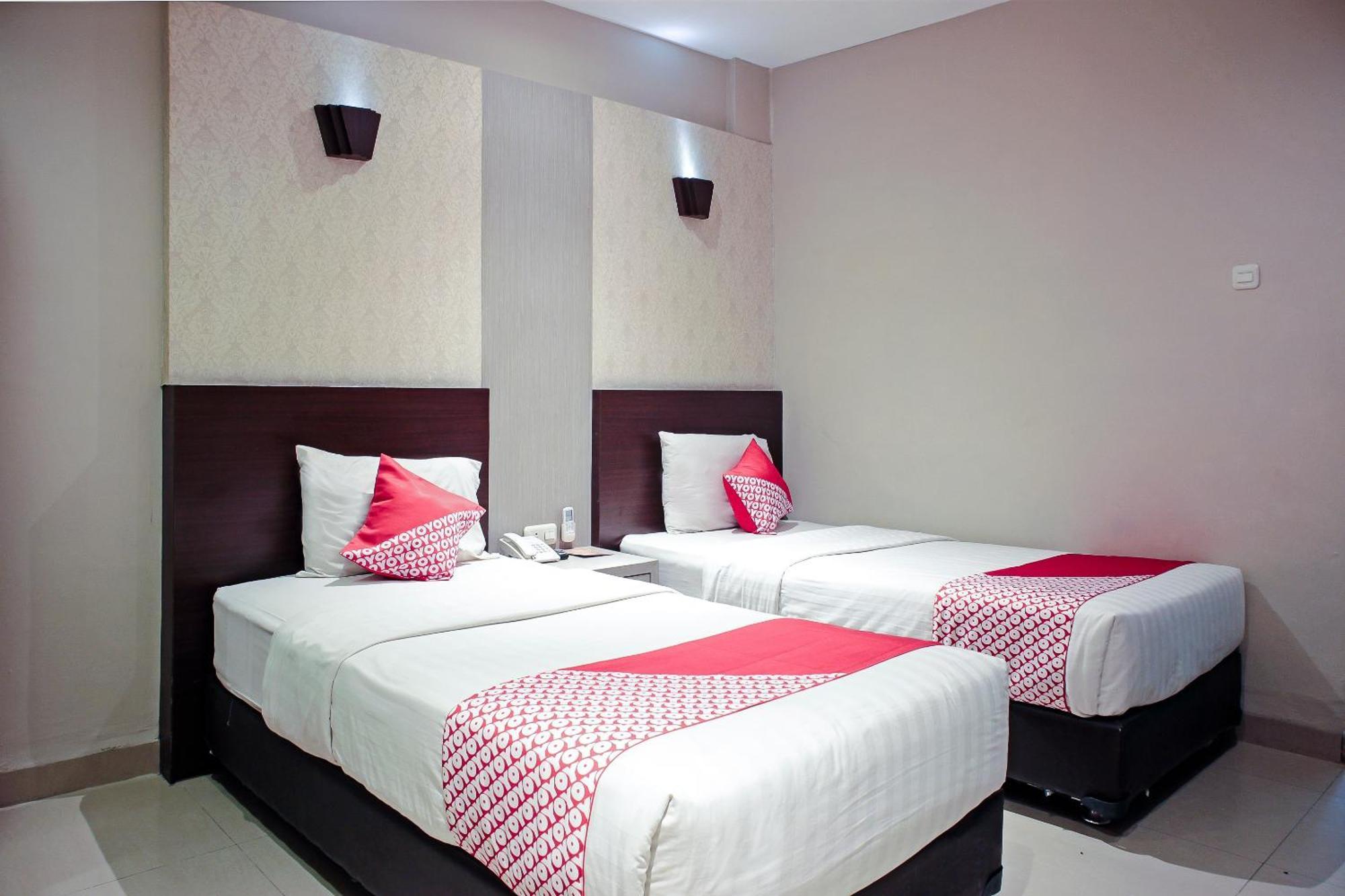 Oyo 1009 Hotel Bumi Malaya Medan Ngoại thất bức ảnh